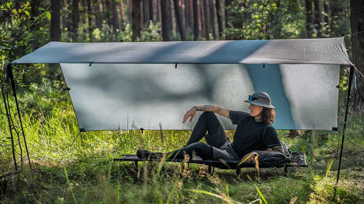 Tarp GROZA od Lesovika